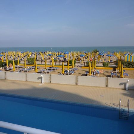 Semiramis Apartment Lido di Jesolo Luaran gambar