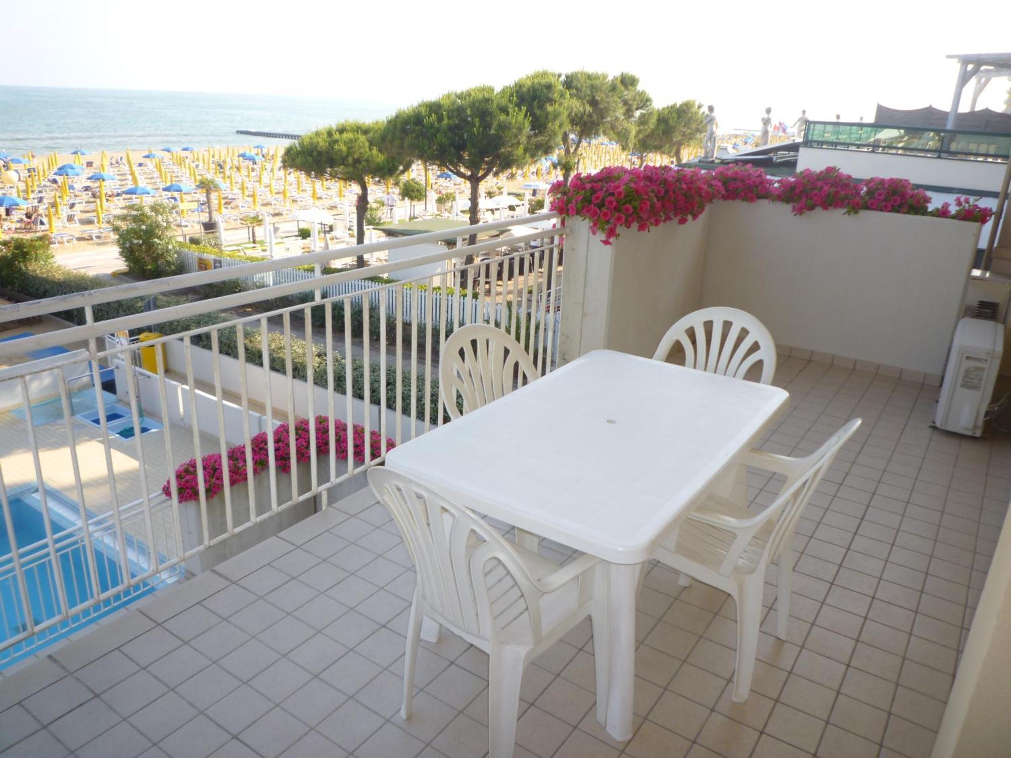 Semiramis Apartment Lido di Jesolo Luaran gambar